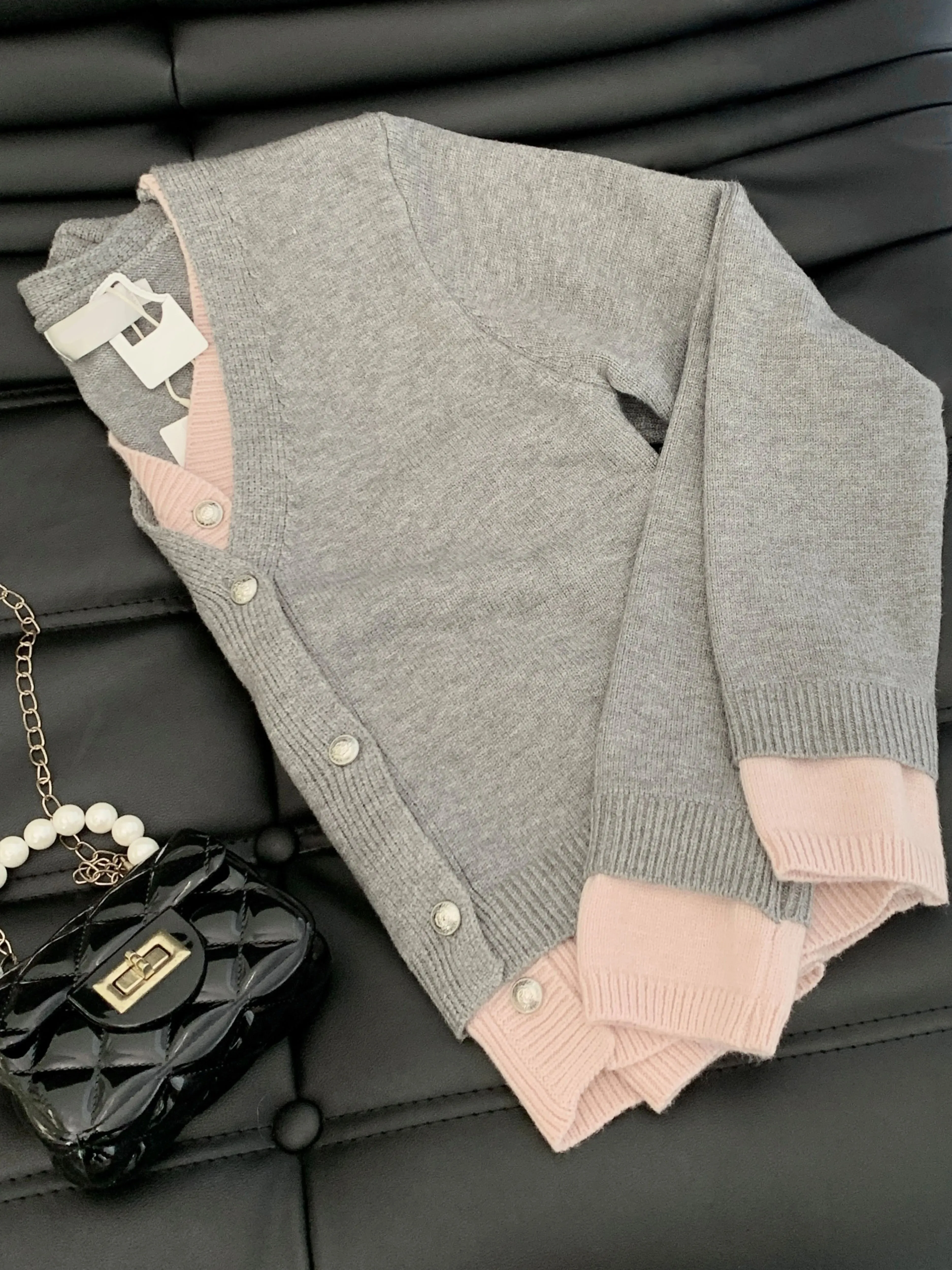 Autumn Winter Women Grey Splicing Sweater V-neck Long Sleeve Y2K Top Korean Retro Academy Fashion Cute 90s Sweater 2024 Clothing