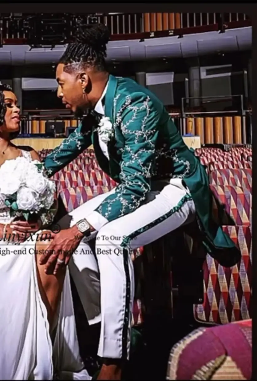 

Glitter Metal Embellished Men Suits 2 Pieces Sets Beadeds Party Prom Blazer Customized Ropa Hombre Shawl Lapel Groom Tuxedos