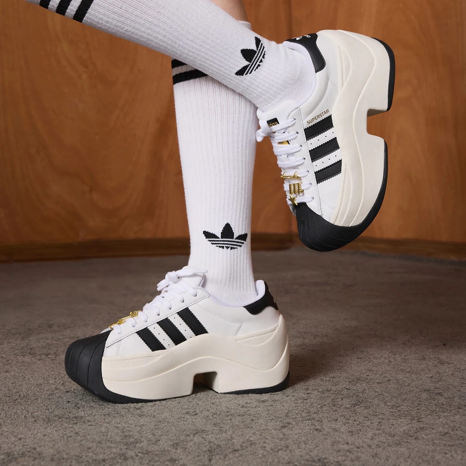 Adidas Authentic Three Leaves Women's Thick Bottom Lace Classic Fashion Sneakers JR9895