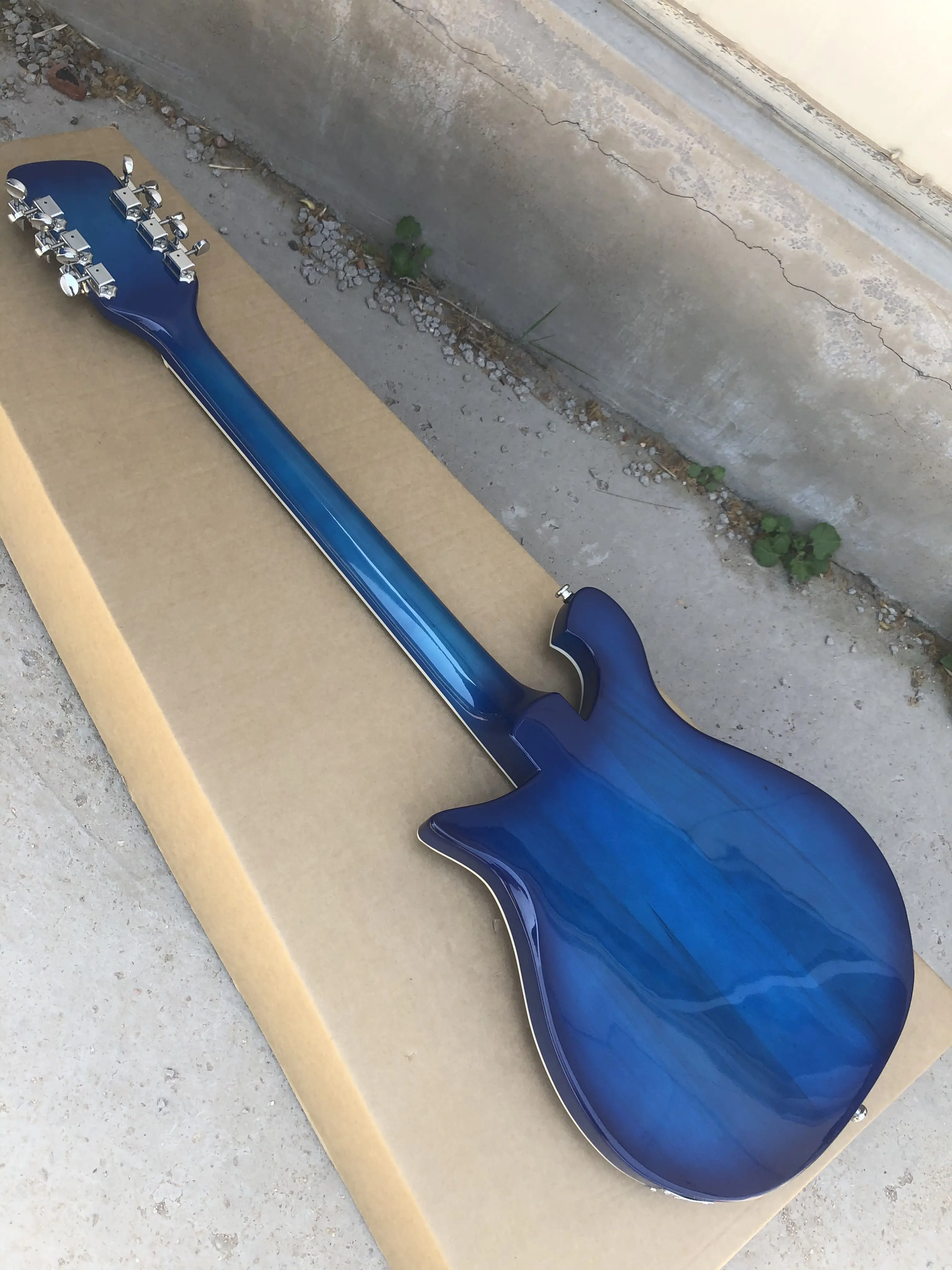 Blue Ricken 660 Elektrische Gitaar, Rosewood Vingerbord, Grote Vibrato, Transparante Nek, Thtough Joint 'R'Ta Stock