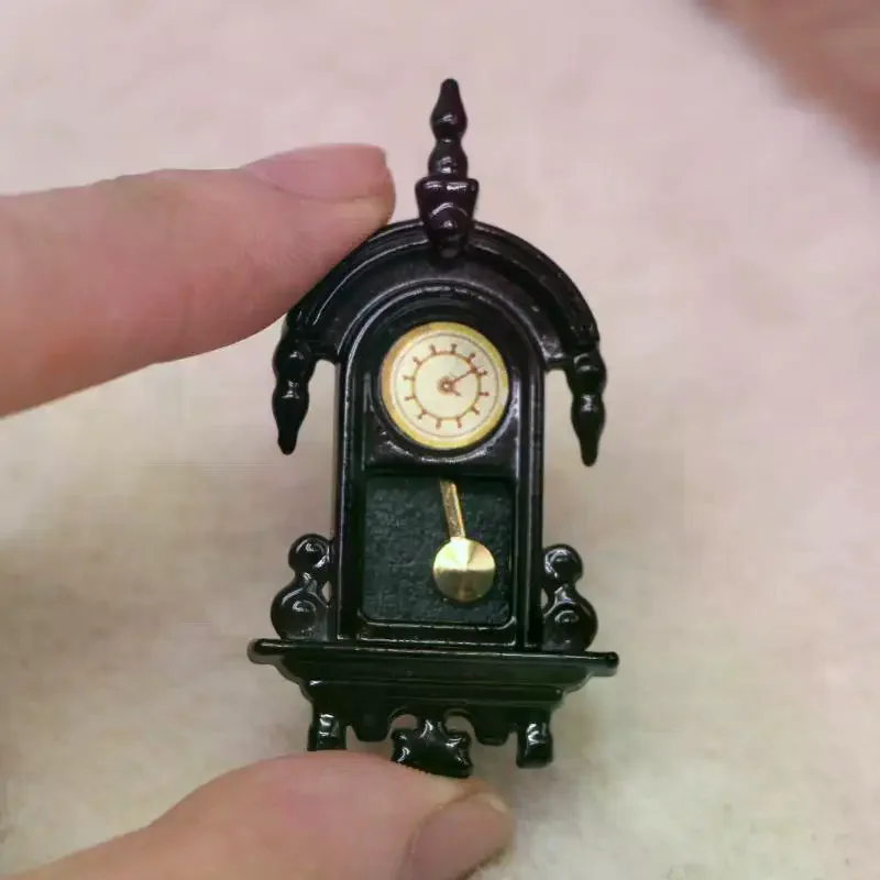 1/12 Dollhouse Vintage Simulation Wall Clock Model Doll Home Clock Living Room Decor Toy Dolls House Micro Scene Accessories