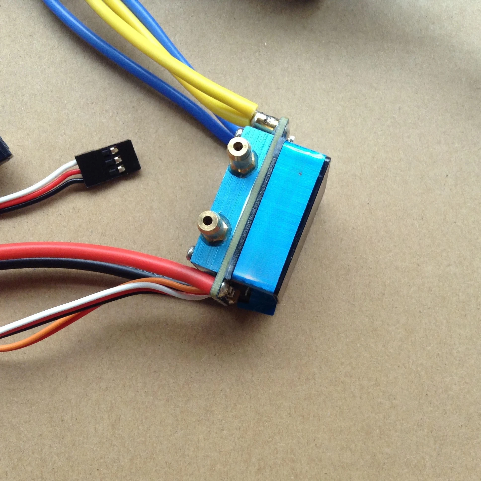 Nesting Boat Dual Power 550 Motor Water Cooled ESC 2S Battery Compatible RC Boat