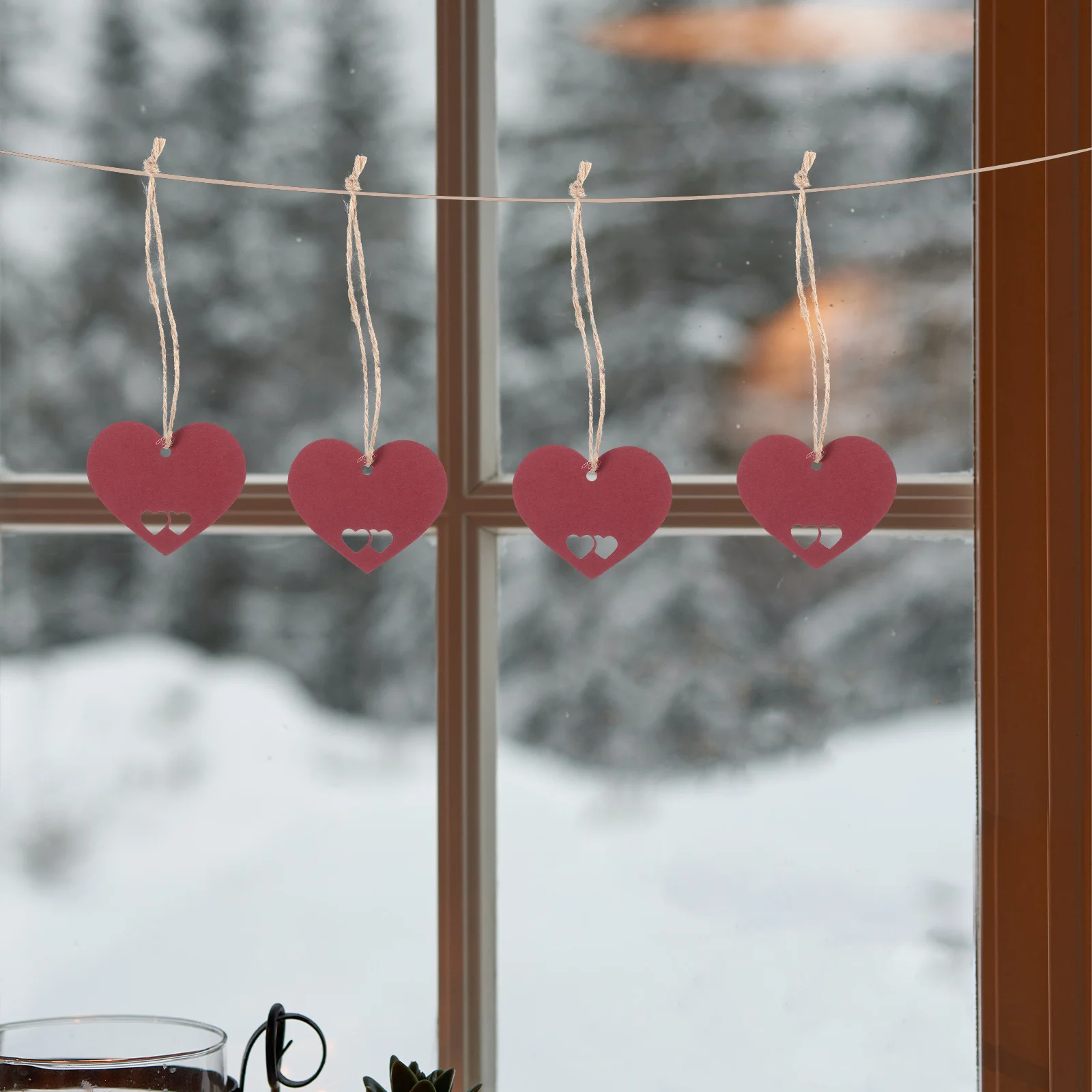 

1Set Valentine Gift Tags Heart Shaped Paper Tags Blank DIY for Wedding Name Cards Bookmarks Festival Decoration