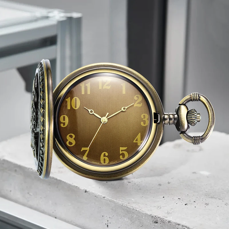 1pc A vintage-style quartz pocket watch with a train motif with a thickened link This pocket watch is perfect for wearing a holi