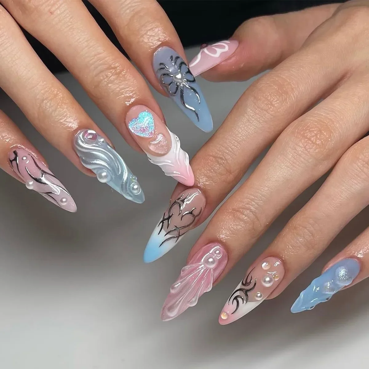 Summer Press on Nails 3D Water Ripple Blue French Almond Shape False Nails Tips Simple Detachable Finished Fake Art Nails Charms