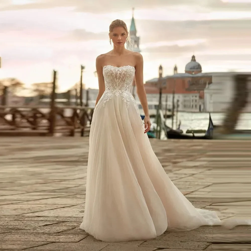 Fascinating Women Wedding Dresses Sexy A-Line Bride Gowns Lace Appliques Mopping Length Gowns Ball Vestidos De Novias Customized