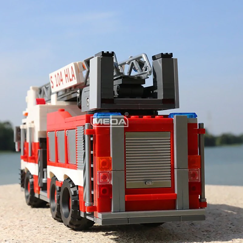 

City Fire Station Building Blocks Mini Size Fire Engine Truck Blocks Fire-Fighting Truntable Ladder Bricks Sets Toys For Kids