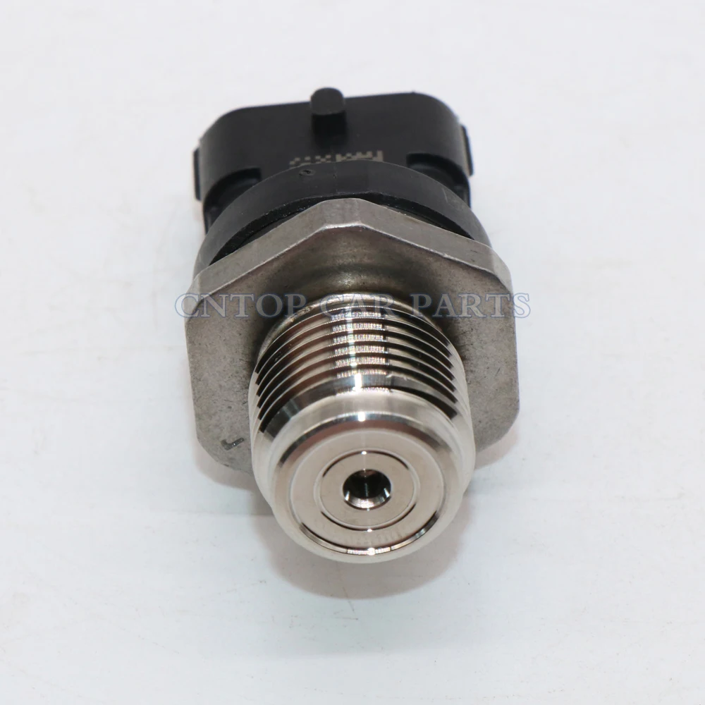 0281006064 BC3Z-9F838-A LR020693 Sensore di pressione olio per Ford F-250 F-350 F-450 F-550 Jaguar Land Rover Range Rover 6.7L