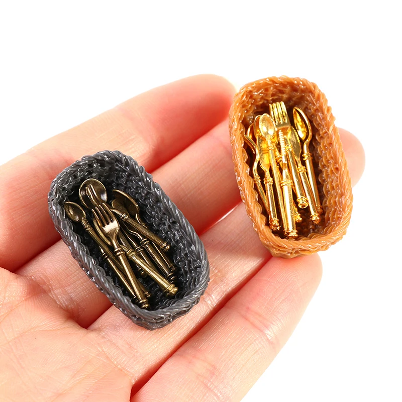 1Set Vintage 1:12 Dollhouse Miniatures Tableware Mini Cutlery Knife Fork Spoon + Basket Childrens Toy For Doll House Decor