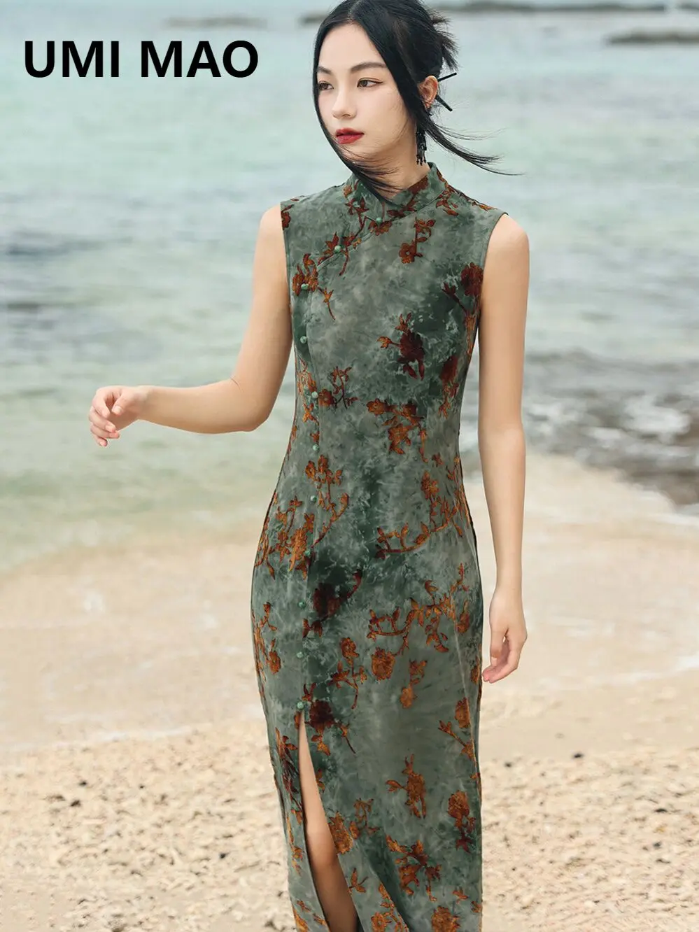 

UMI MAO New Chinese Tie Dyed Green Dress Women Summer Sleeveless Standing Neck With Diagonal Flap Design Vintage Long Dresses