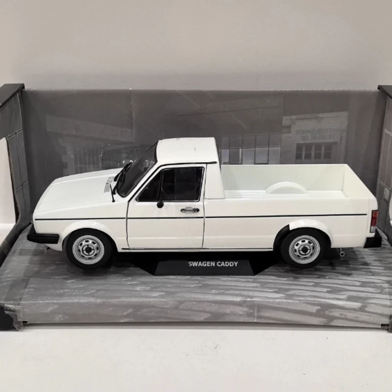 

SOLIDOS 1:18 Scale CADDY Pickup Alloy Simulation Car Model Static Collection Decorated Holiday Toys Classic Souvenir Gift