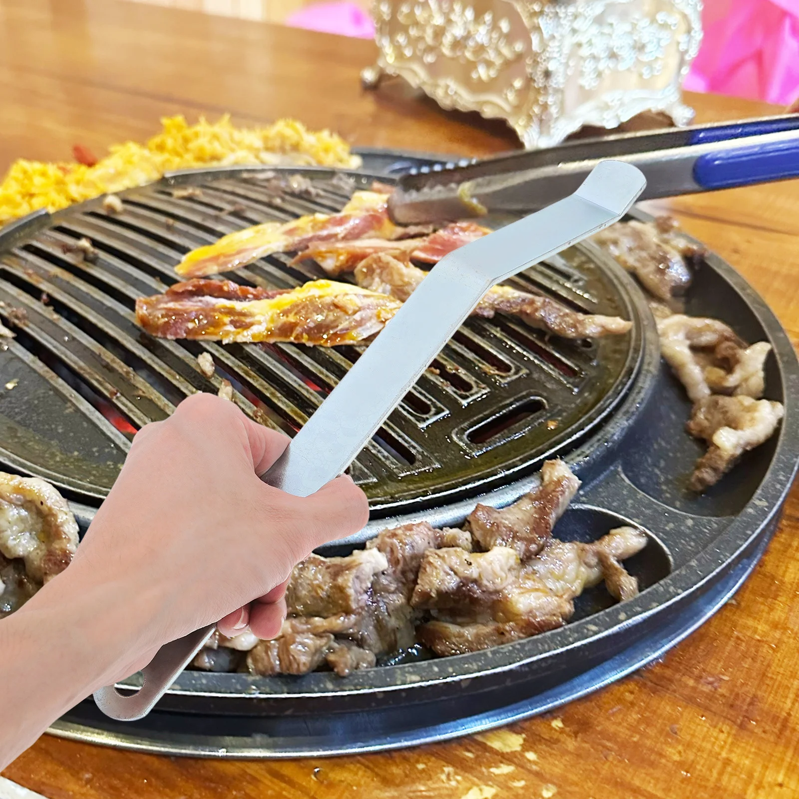

Bbq Grill Tools Stainless Steel Charcoal Crowbar Universal Grill Plate Lifter Barbecue Grid Lifter Practical Heat Tool