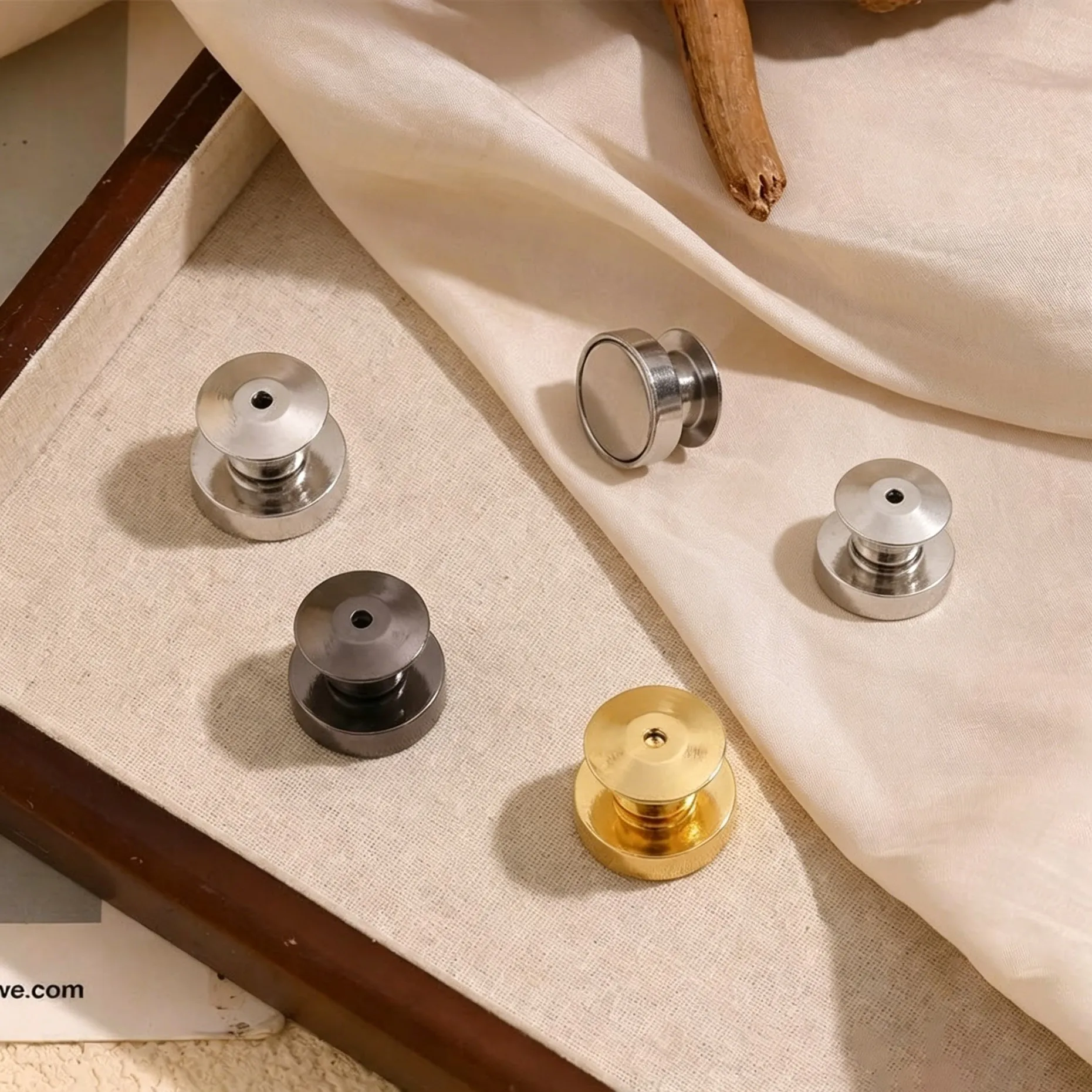 10 Stück Magnetische Broschen-Verschlüsse Metall-Verschlussnadeln Sicherungsverschlüsse für DIY Broschen Abzeichen Schmuckherstellung – Detail 6