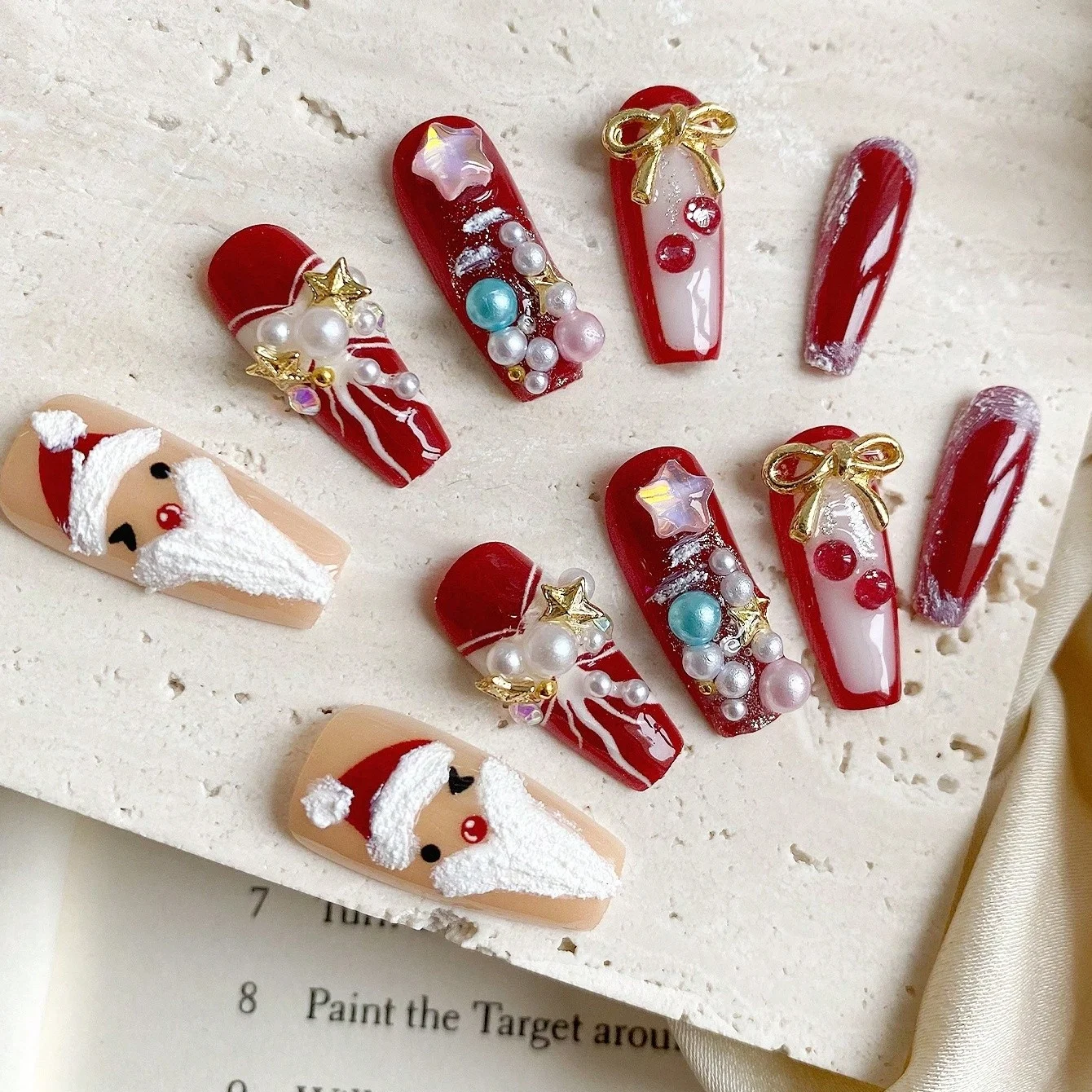 10 قطع من فن الأظافر على شكل نعش مصنوع يدويًا، أظافر صناعية جميلة، فن أظافر ندفة الثلج سانتا كلوز، مناسب للاستخدام للنساء