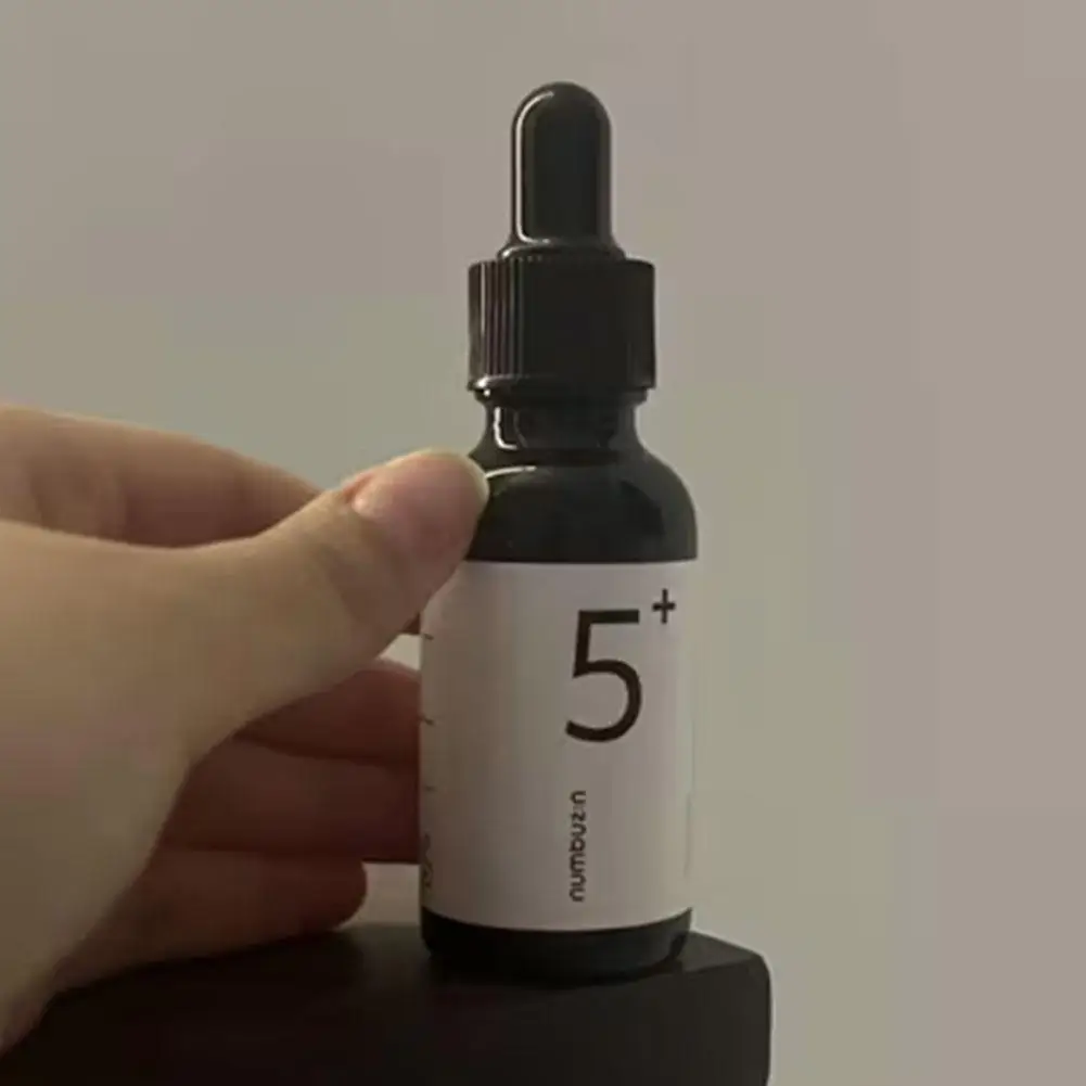 

Numbuz:n No5 Концентрированная сыворотка с витамином С для очищения пор, регулирует секрецию кожного семян T-Zone, легкий, глубоко увлажняющий