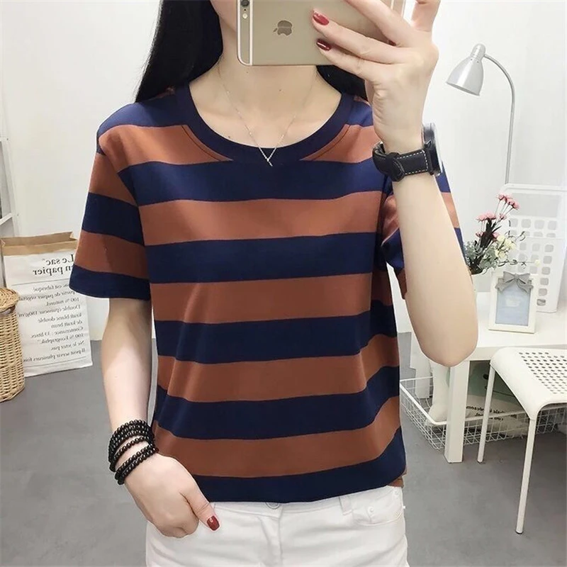 2024 Summer New Striped T-shirt Women\'s Short Sleeved Top Loose Korean Versatile Hong Kong Style T-shirt