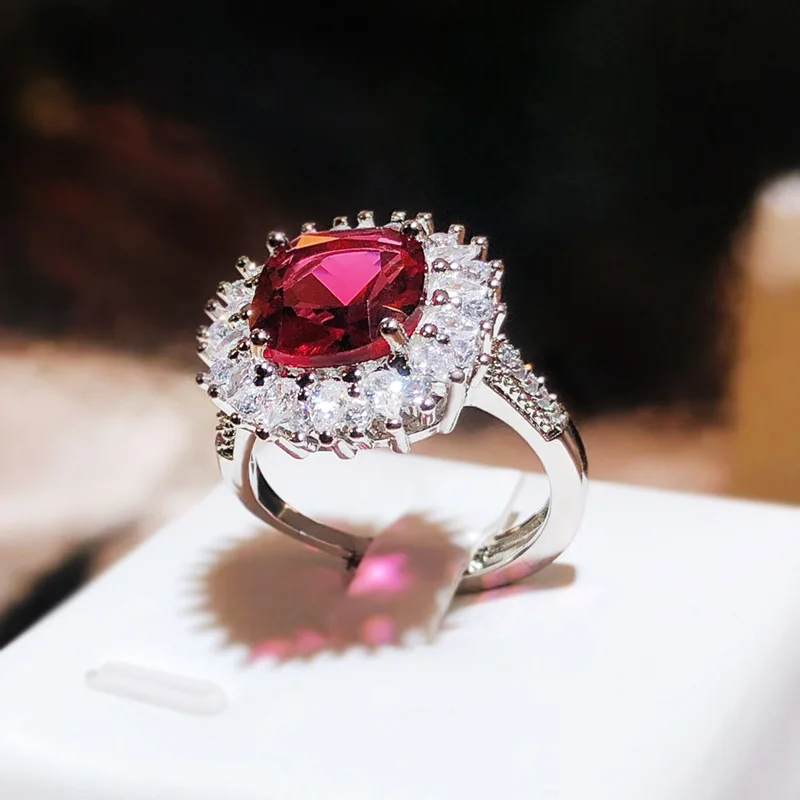 New Temperament Princess Square Group Zircon Ring For Women 925 Silver Red Tourmaline Opening Ring Party Wedding Bridal Jewelry