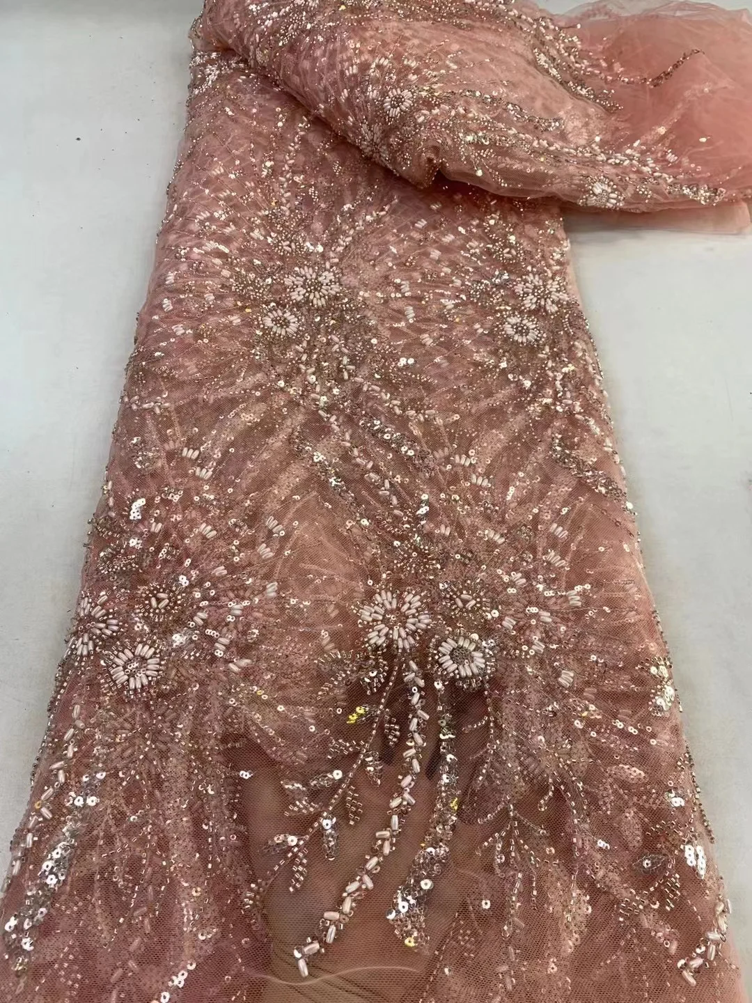 Luxury African Sequins Beaded Lace Fabric 2025 High Quality Lace 5 Yards Gold French Lace Fabric Nigerian Lace Fabrics Party