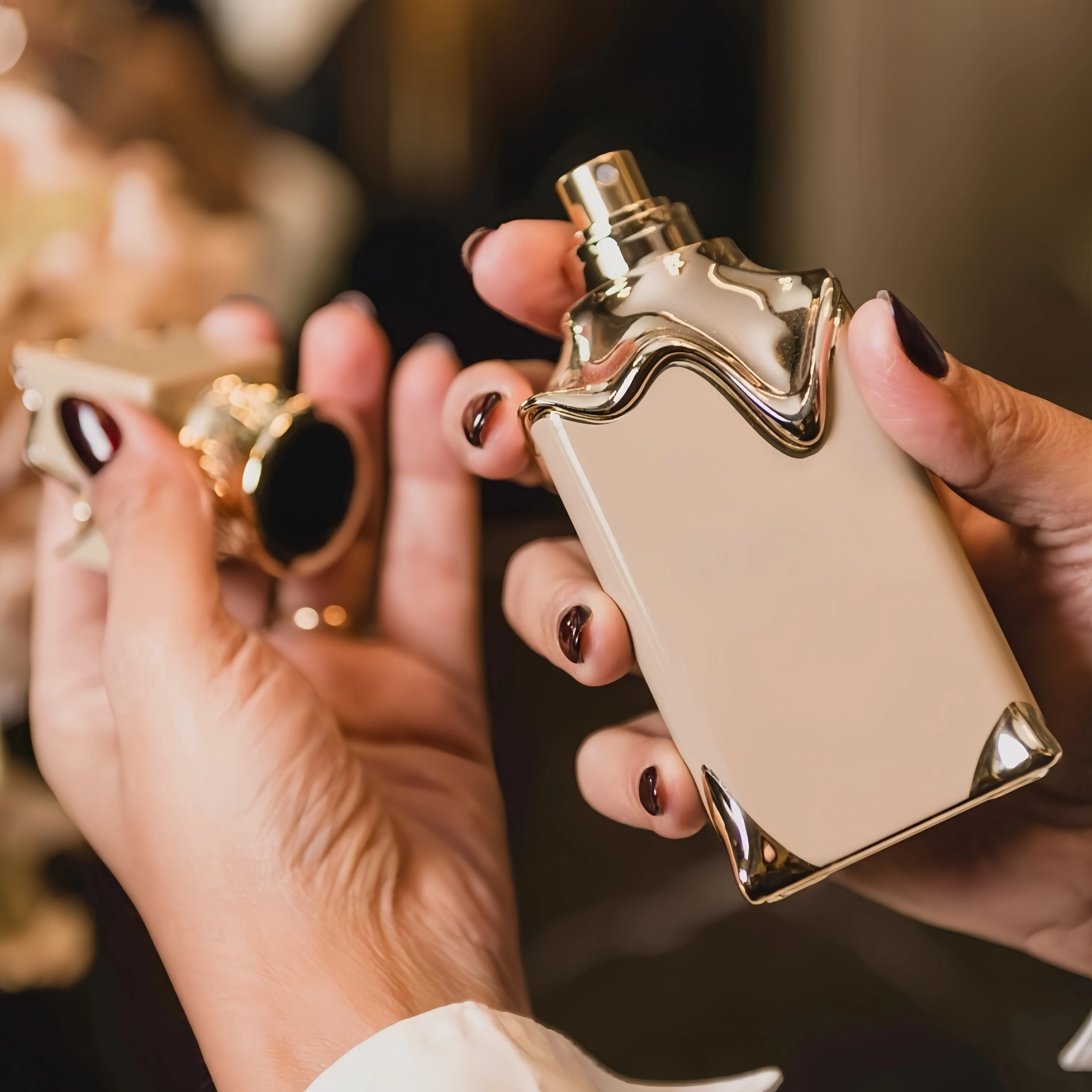 بخاخ لافيت إكلاير أو دو برفوم للنساء 3.4 أونصة - كراميل، عسل، فانيليا ملاحظات لعطر غني يدوم طويلاً، مثالي f