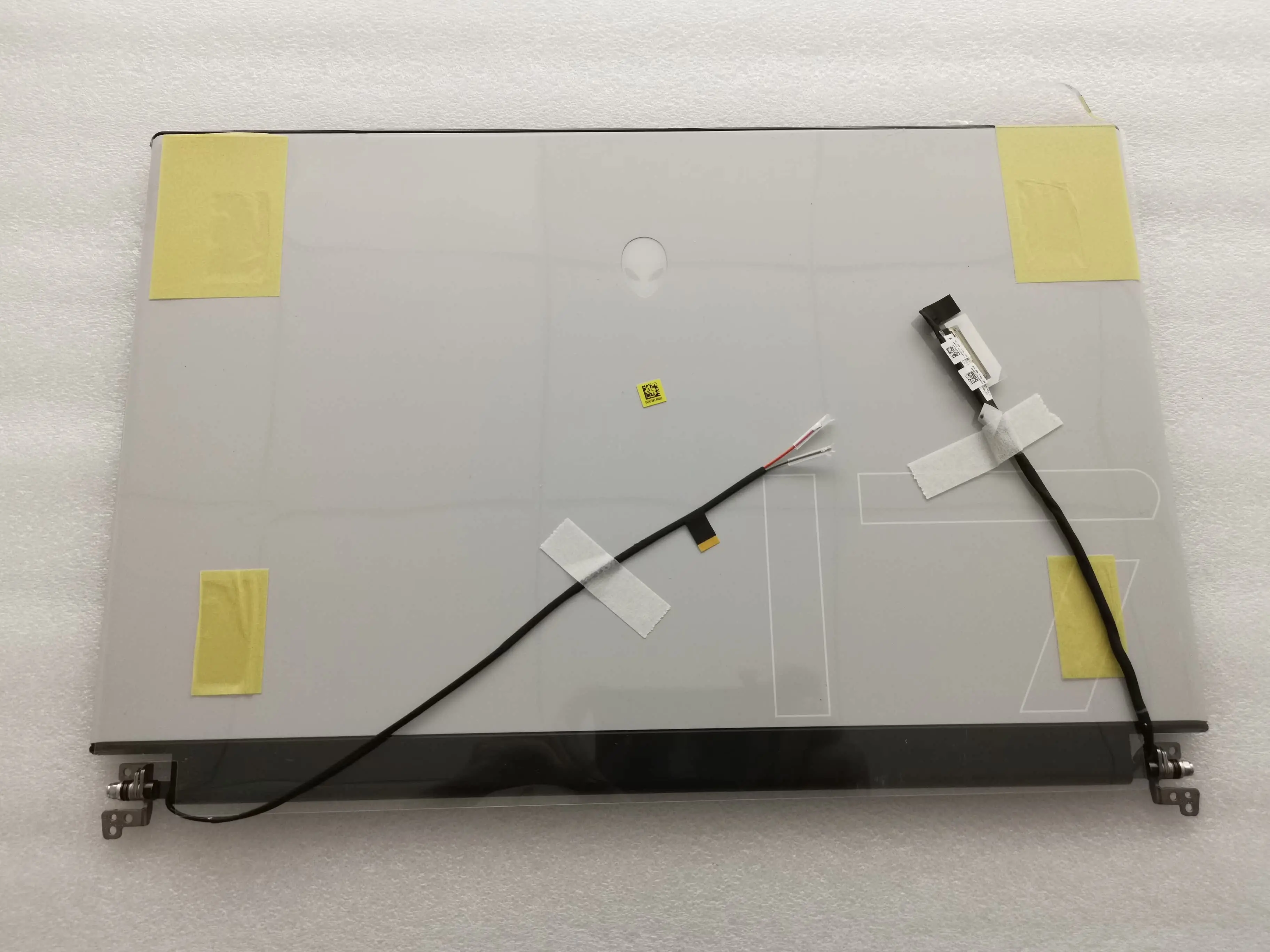 

17,3 "тонкая светодиодная матрица для ноутбука DELL Alienware M17 R3, ЖК-экран, ЖК-панель, дисплей CN-09XPXT FHD IPS 144 Гц, 40 контактов, без сенсорного экрана