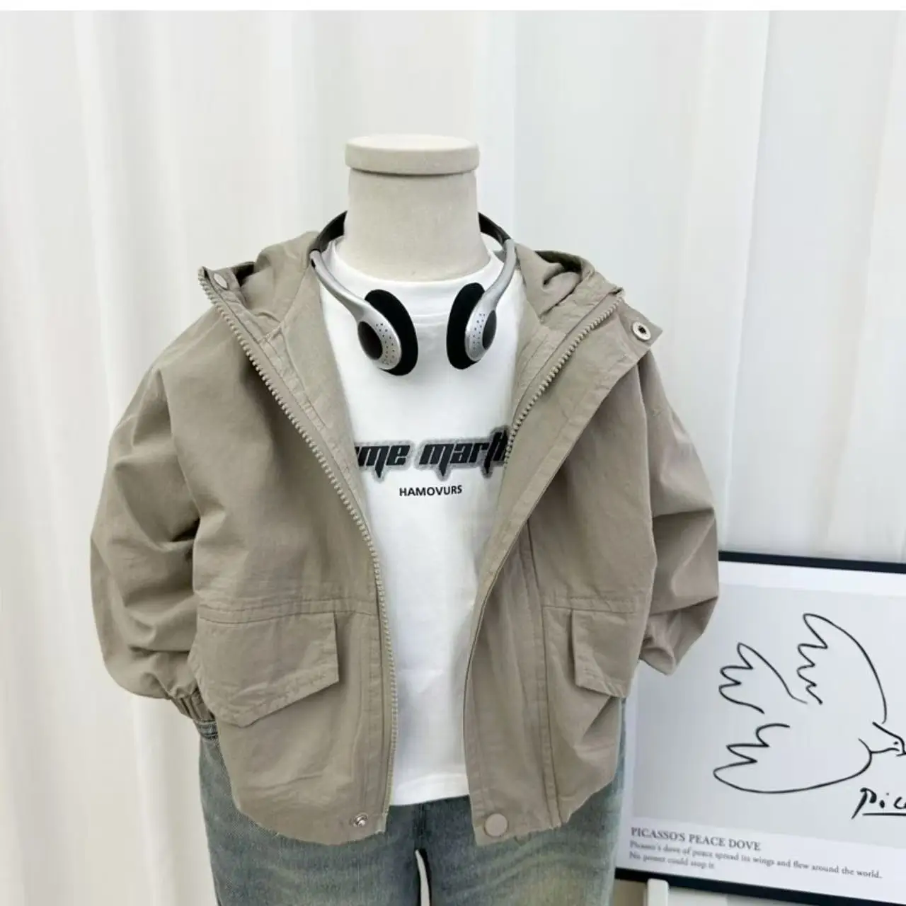 

2025 New Spring Boys Jacket Letter Fashion Print Windbreaker Hooded Zipper Autumn Girls Coat Birthday Gift 2-7 Year Kids Clothes