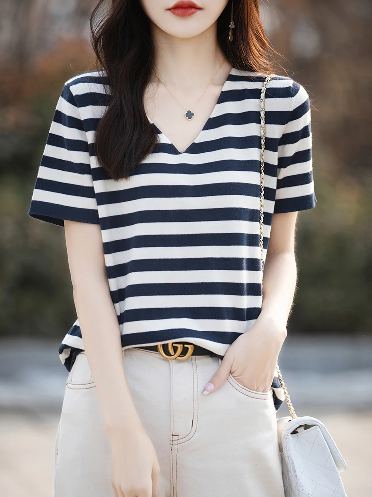 

Летняя новая модная повседневная женская полосатая свободная трикотажная футболка с v-образным вырезом, хлопковая тонкая свободная трикотажная футболка обычной длины для поездок на работу