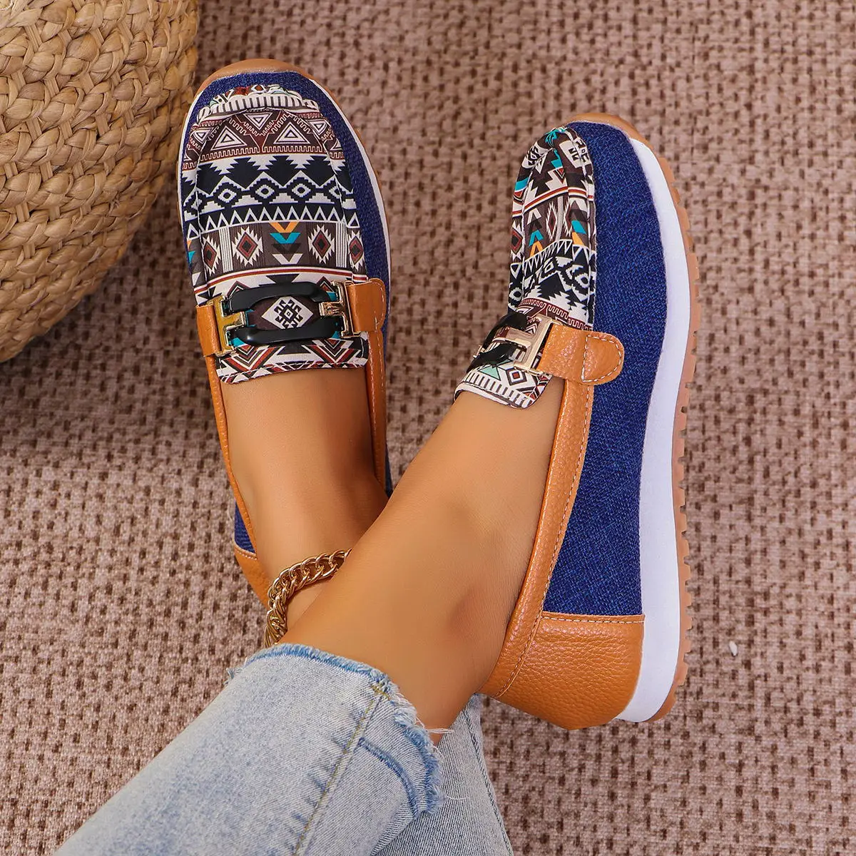 Luxury Designer Women Loafers Fashion Casual Wedge Heel Lightweight Woman Sneakers Autumn Breathable Slip-On Vulcanized Shoes