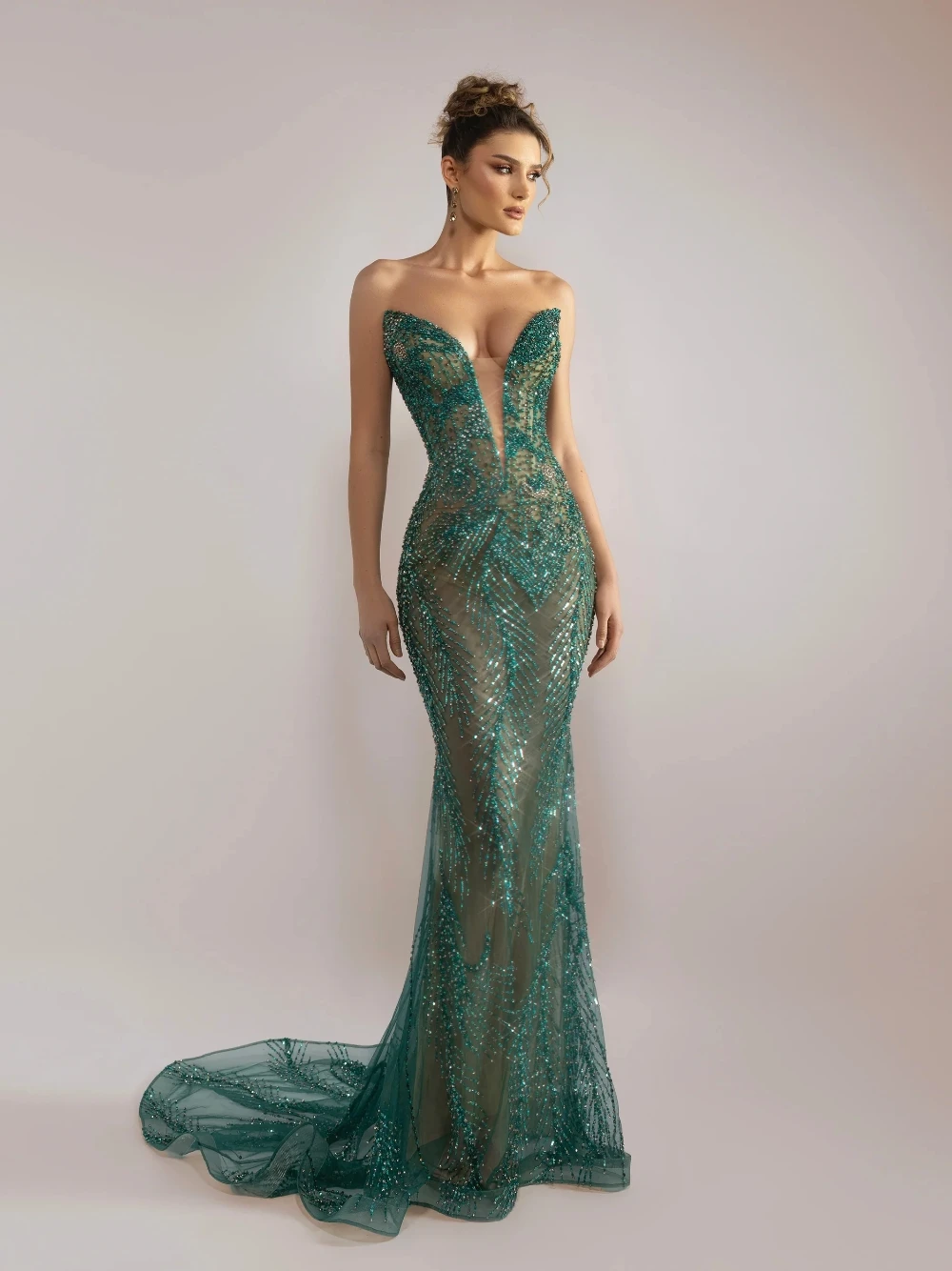 Luxury Emerald Green Beaded Mermaid Evening Dress Sexy Deep V Backless Sheer Mesh Trailing Prom Party Wedding Guest Formal Wear