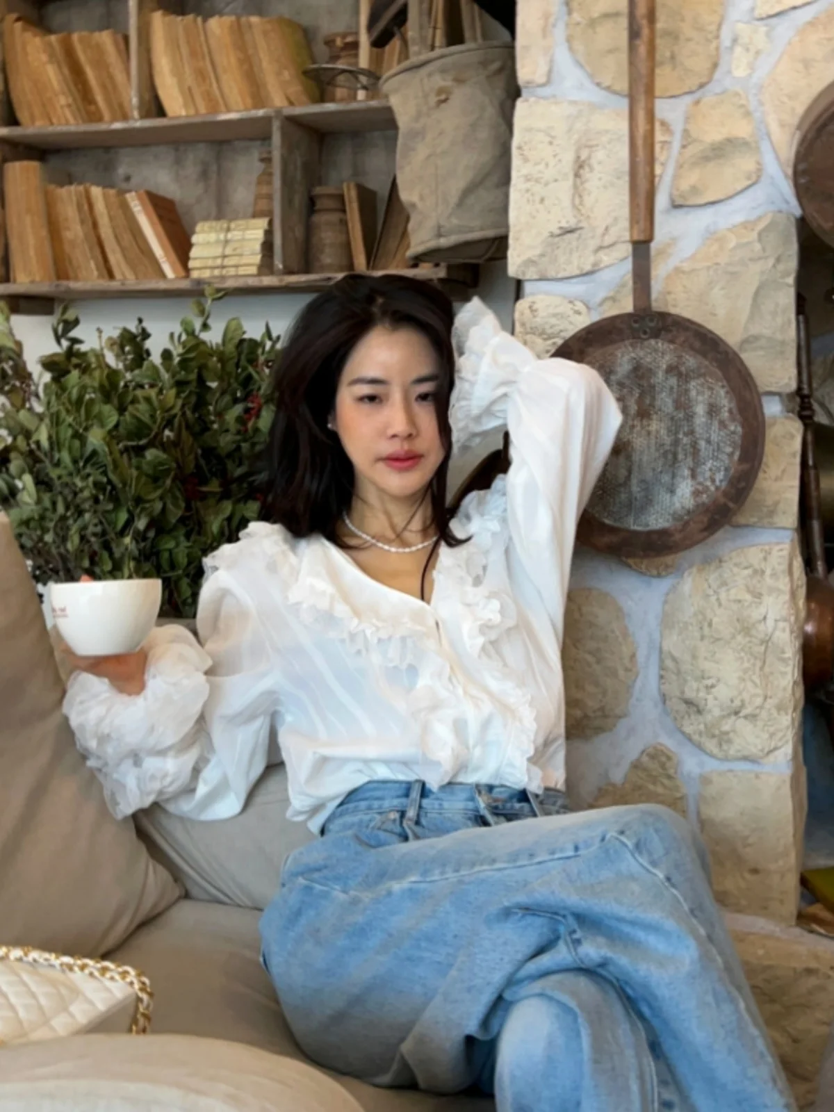 

Loose Plaid irt Women V-ne Bell Sve Cheered Doll Collar Sweet Anti-aging Faionable Long Sve Polyester Blouse