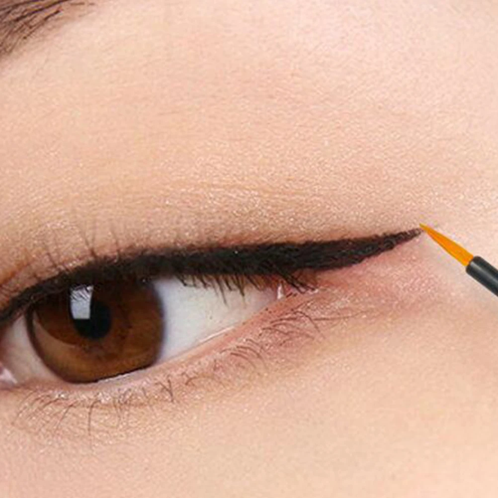 

100pcs Disposable Eyeliner Slender Handle Fiber Bristles Applicator Cosmetics Eye Makeup Tools (Yellow)