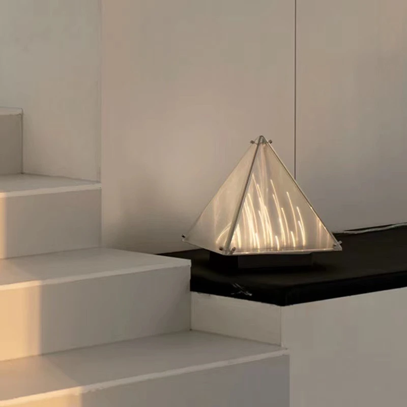 

Table lamp stylish and exquisite modern minimalist design bedroom decoration table lamp