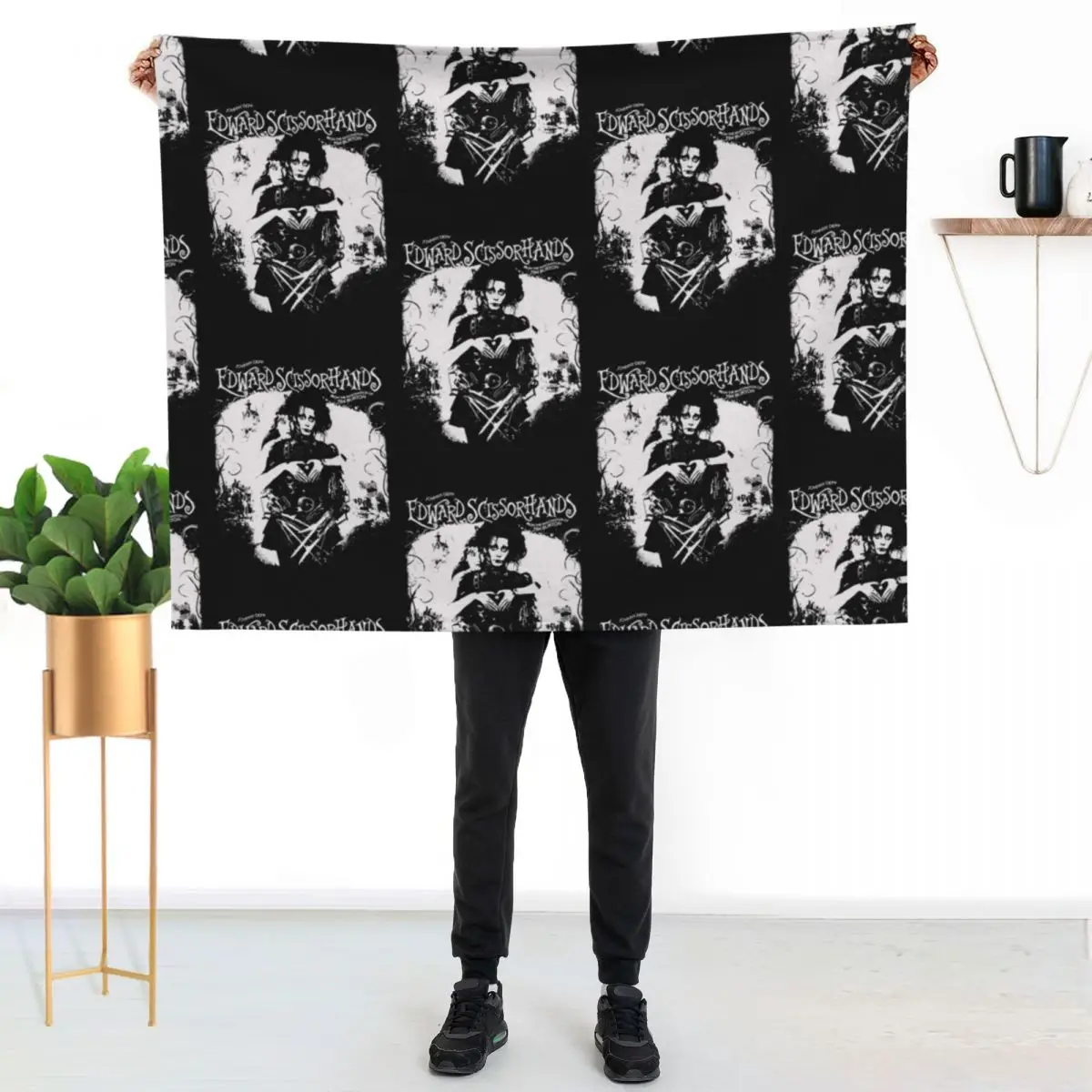 

Edward Scissorhands Aesthetic Throw Blanket Summer Cool Breathable Blanket for Sleeping