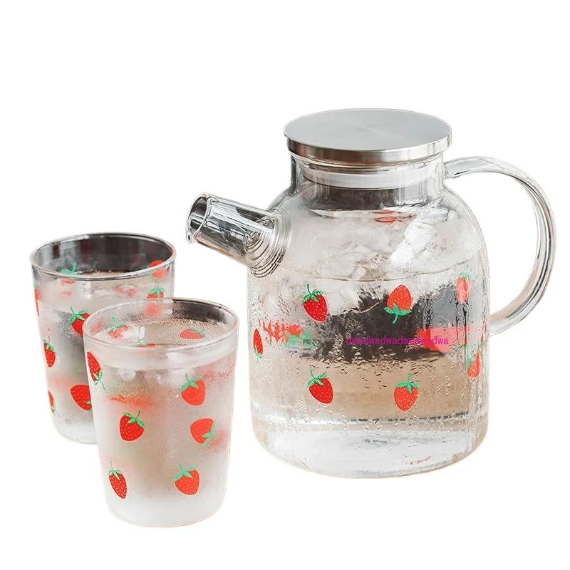 

Creative high borosilicate high temperature resistant glass cold kettle large capacity strawberry household cold kettle