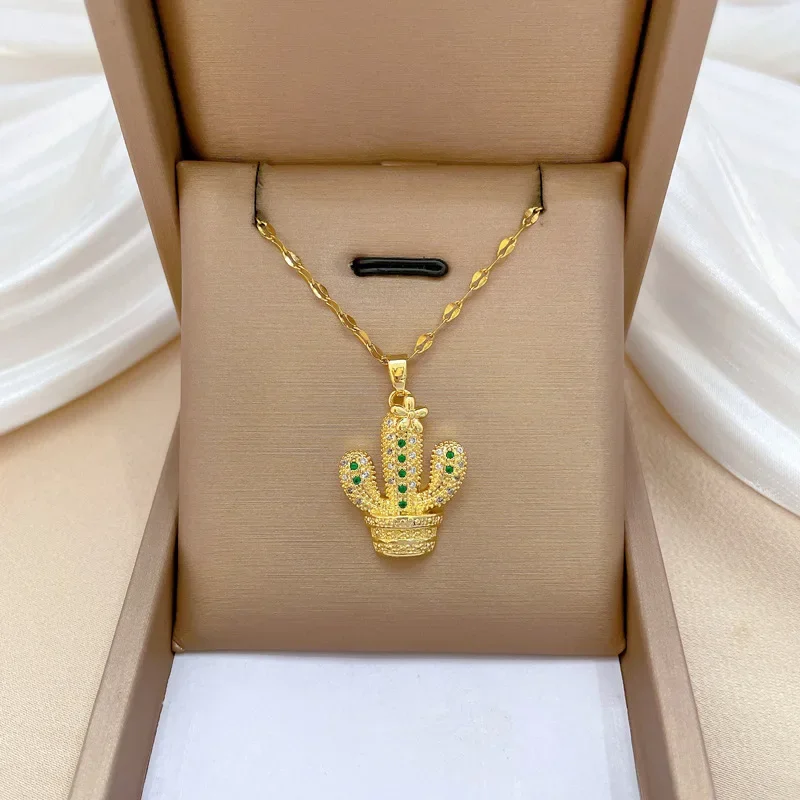 Gorgeous Plant Cactus Zircon Pendant Necklace Female Versatile Clavicle Fashion Titanium Steel Chain