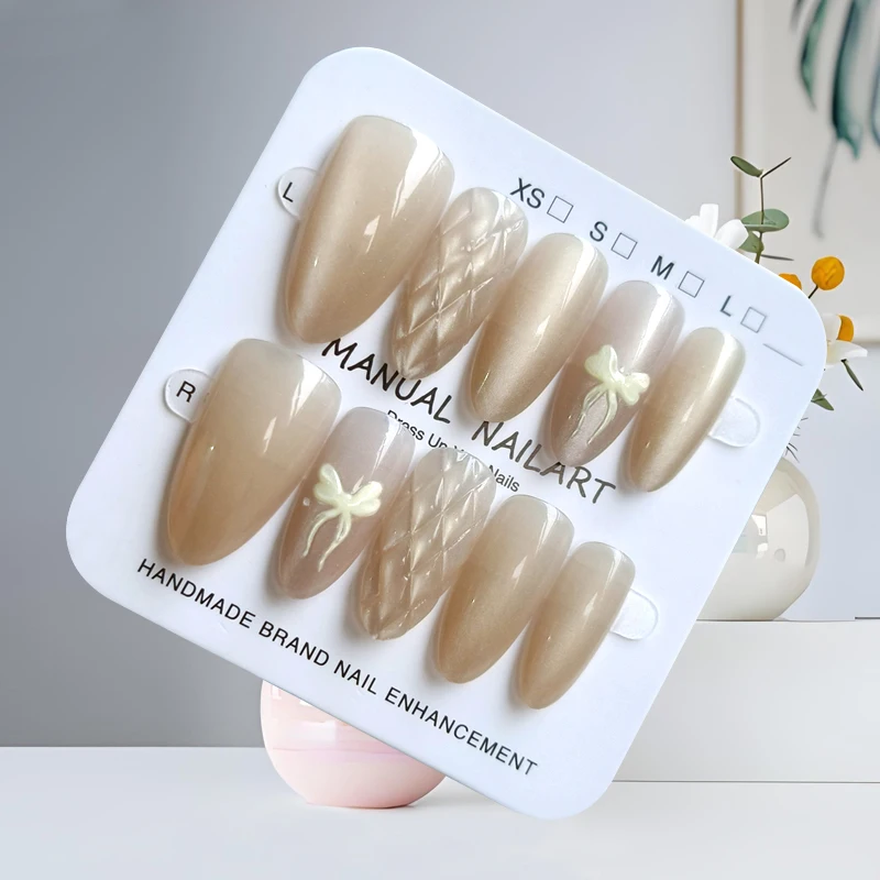 10Pcs Women French Style Fashion Gilded Butterfly Short Almond Press on Nails Trend Chic All-match Nail Patch Cat Eye False Nail