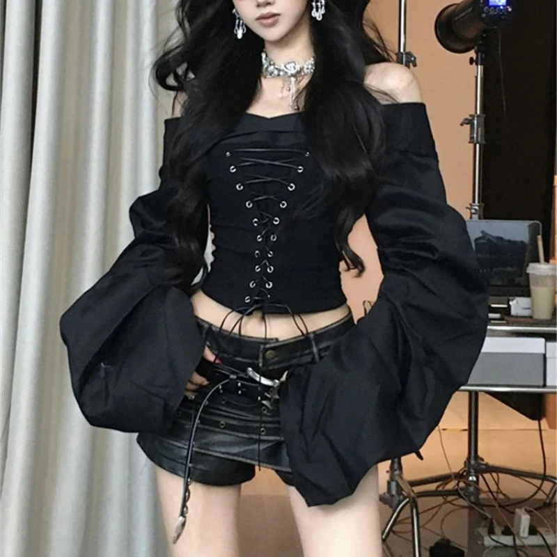 

Готическая черная ажурная футболка женская с длинным рукавом уличная одежда тонкие топы с расклешенными рукавами субкультура Y2k винтажные футболки блузка 2000-х годов