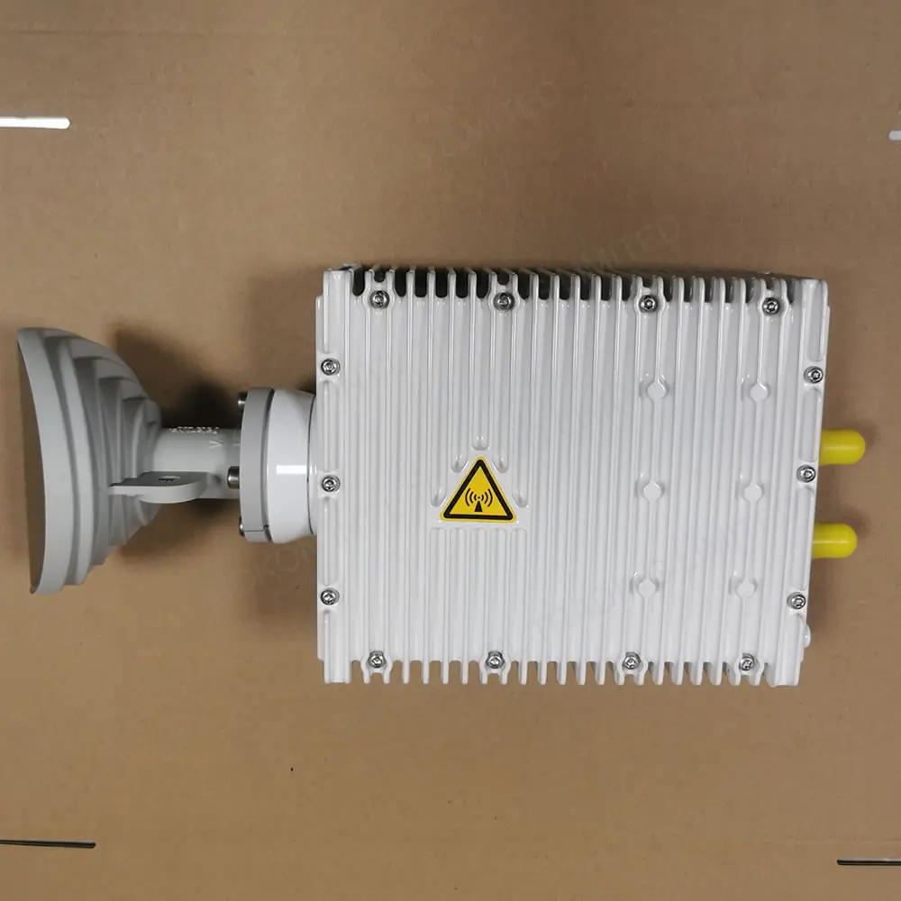 Émetteur-récepteur VSAT XR1196/ES, 1,5 watts, bande Ku RX 11,50 à 12,75 Ghz TX 14,00 à 14,50 Ghz