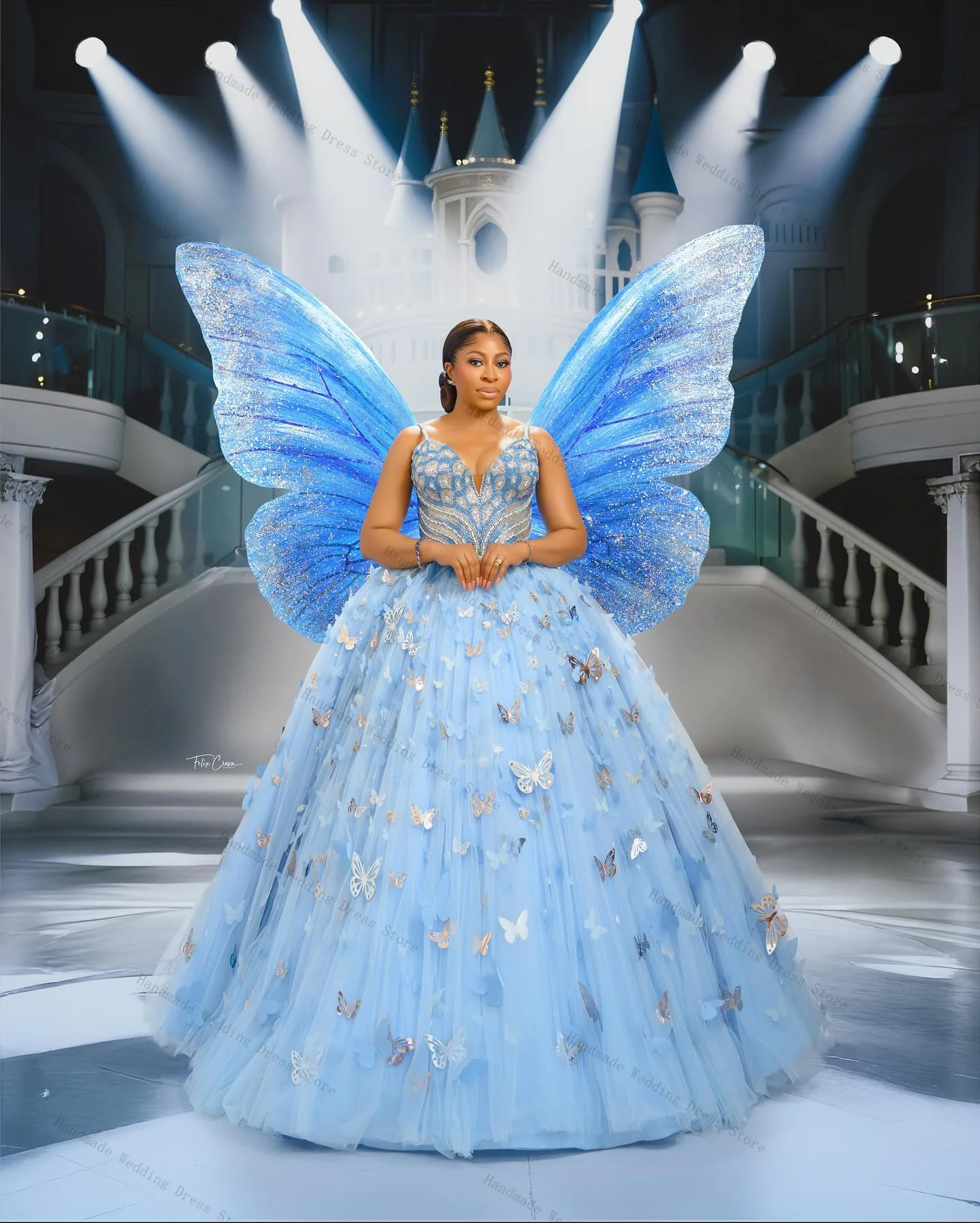 

Stone Crystals Women Prom Dress Light Blue Sexy V Neck Sleeveless Ball Bridal Evening Gown Lace Up Back Customized Robe