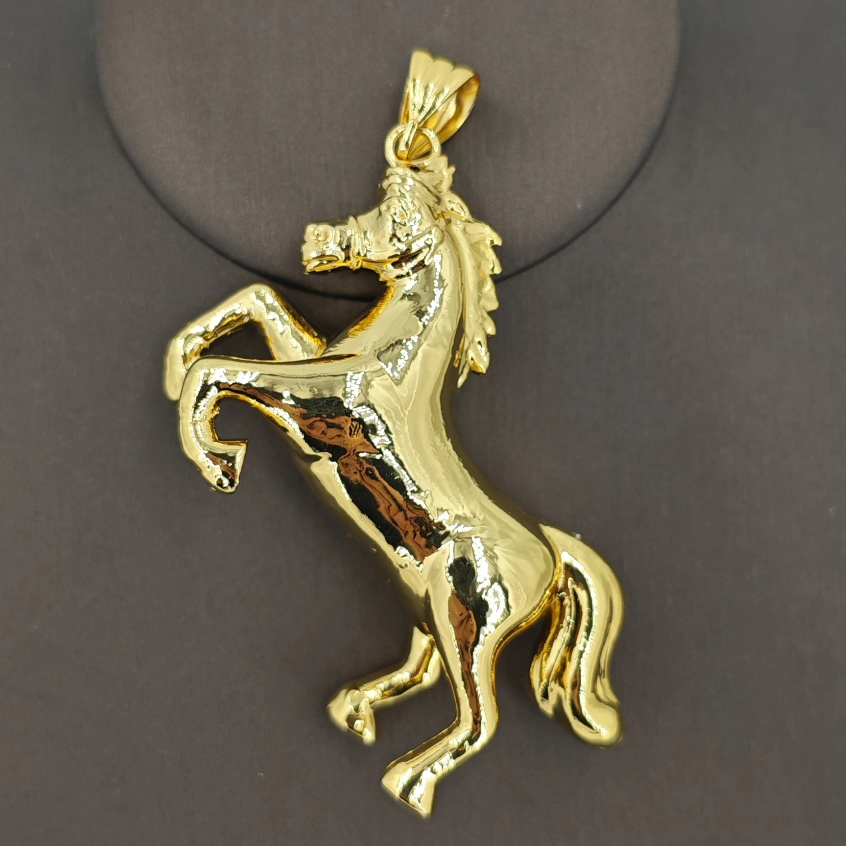 Statement Horse Shape Huge Light Weight Jewelry Hotsale Stunning Textured Collar Necklace Pedants Jewellery For Wedding Party
