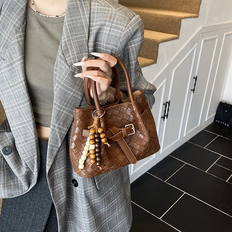 

New 839 Small Square Bag Handbag Trendy Versatile Underarm Bag Fashion Casual Premium Commuter Bag