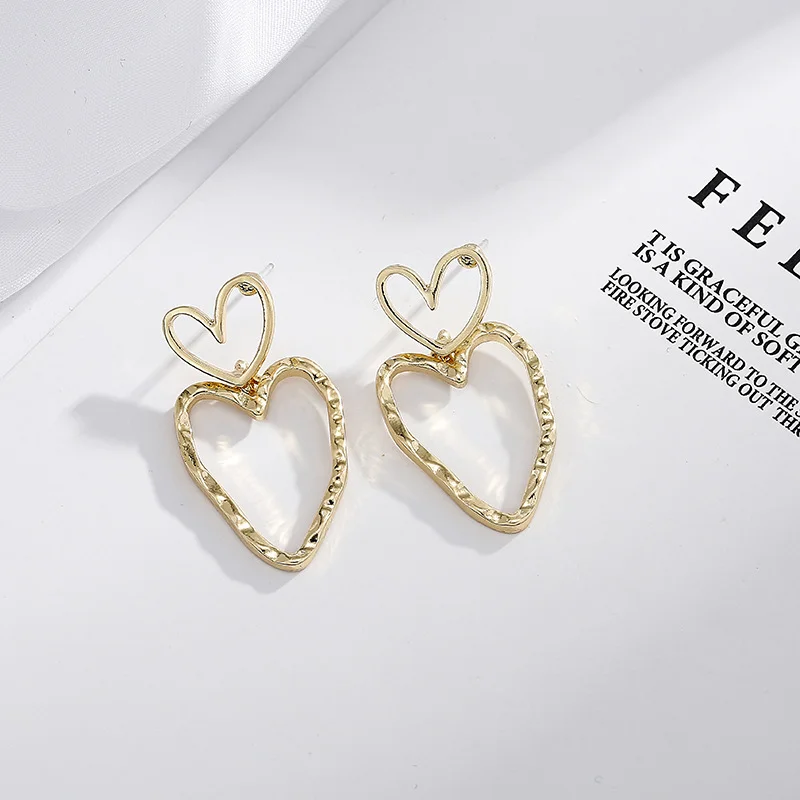 925 Silver Needle Fashion Earrings Irregular Heart Shaped Metal Jewelry Elegant Versatile Clip-On Earrings for Trendsetters