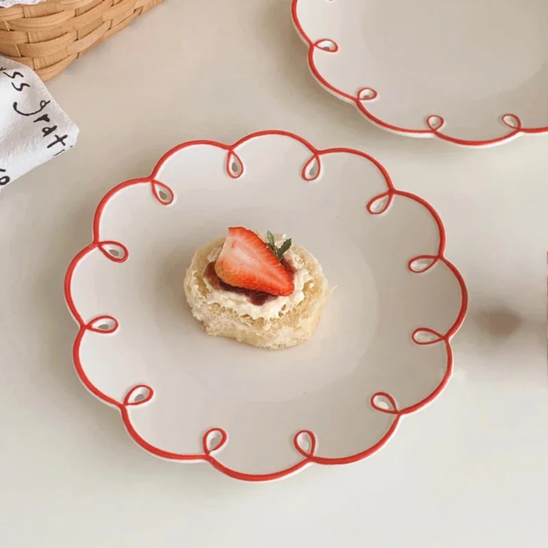Red Lace Plate Vintage Ceramic Dessert Cake Disc Household Tableware Creative High Appearance Level Cute Round Breakfast Plate