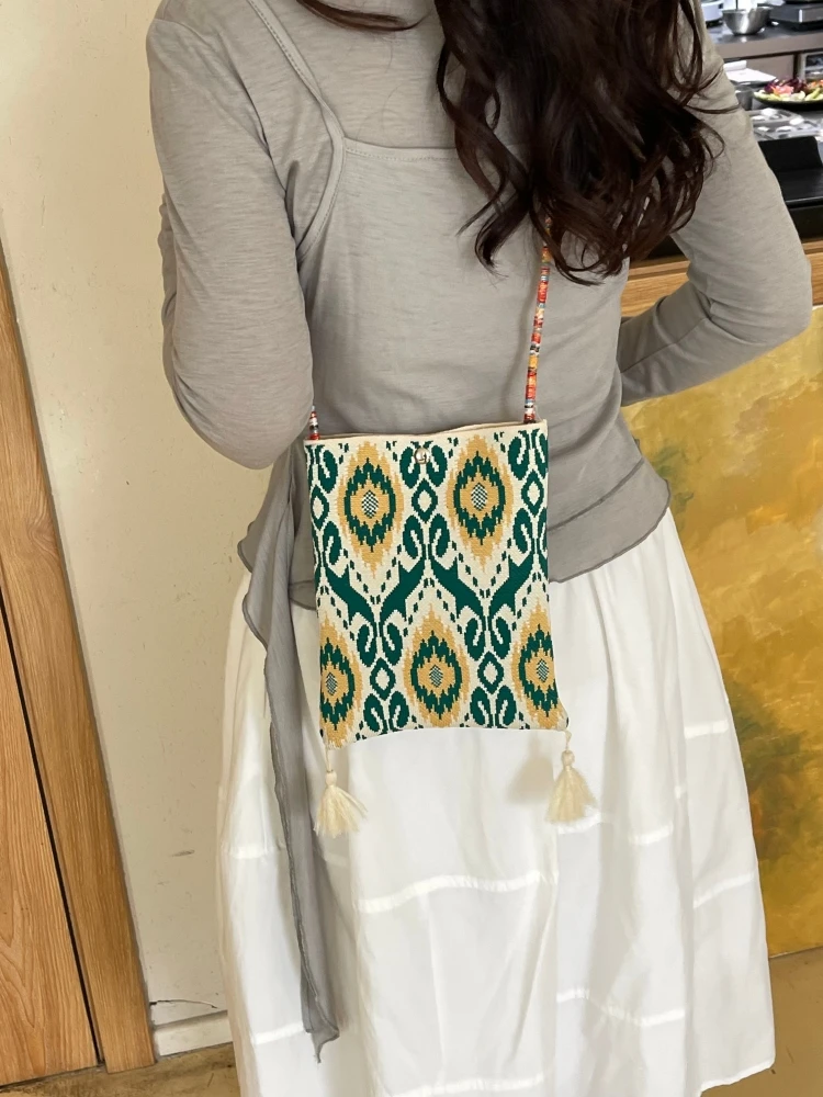 Tassel Pattern Ethnic Style Women's Crossbody Bag Summer 2026 Color Rope Fashion Versatile Handbag Trendy Shoulder Bag