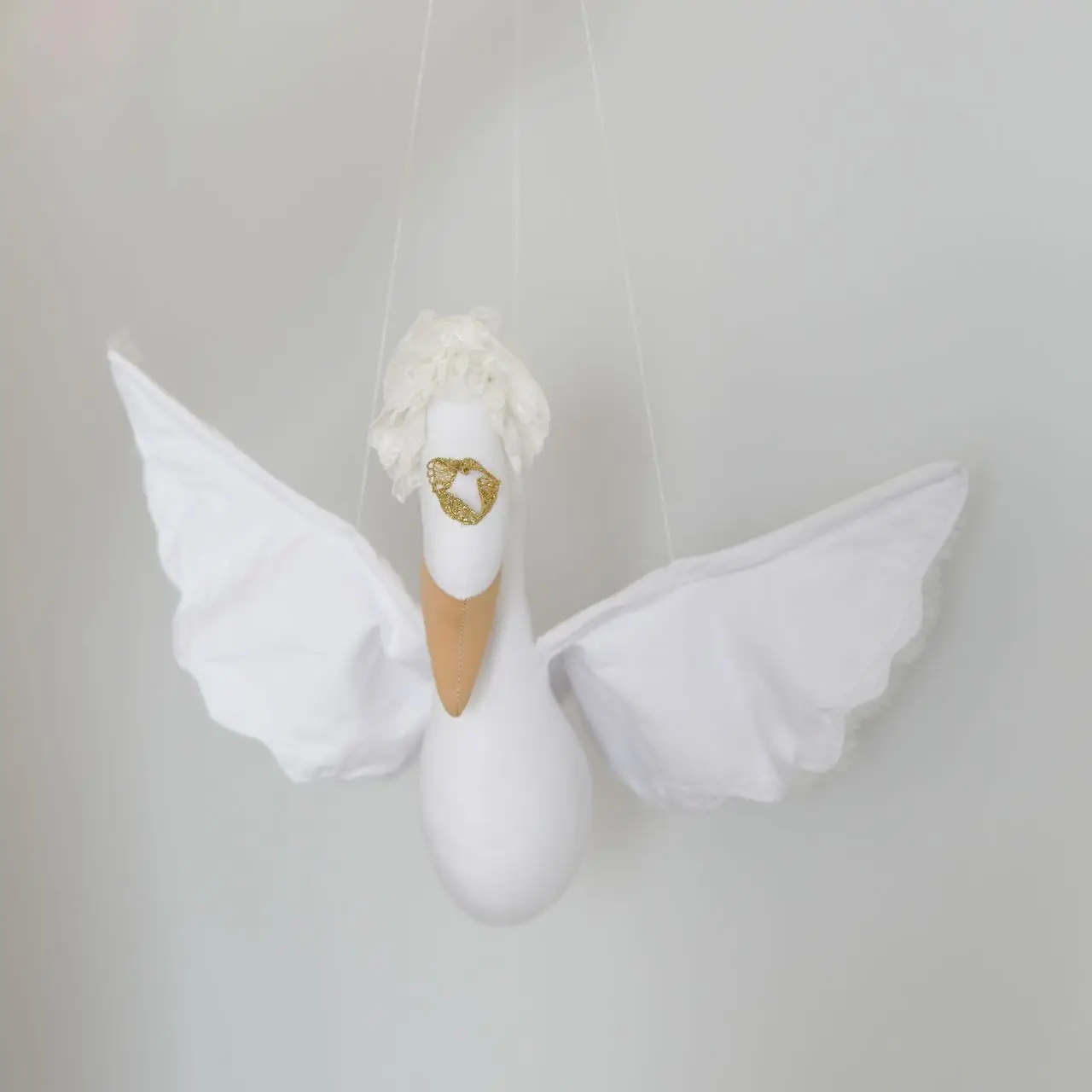 Swan Mosquito Net Decoration Hanging Decoration Baby Crib Mosquito Net Hanging Decoration Creative Hanging Head Swan Wall Decora