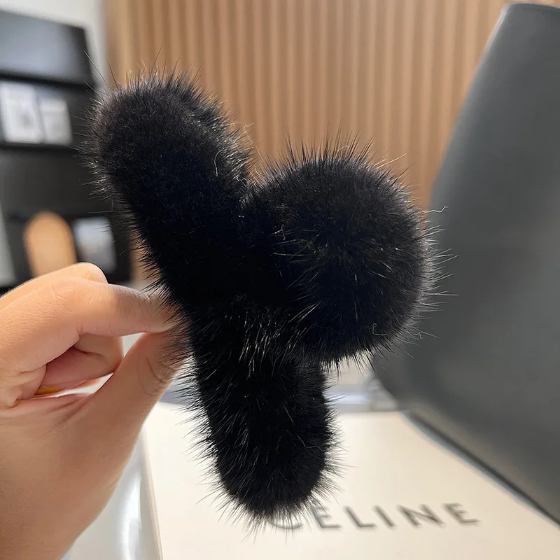 New Real Mink Fur Barrettes Winter Fluffy Hair Claw Elegant Acrylic Hairpins Clip Crab Headwear for Women Girls Hair Accessories