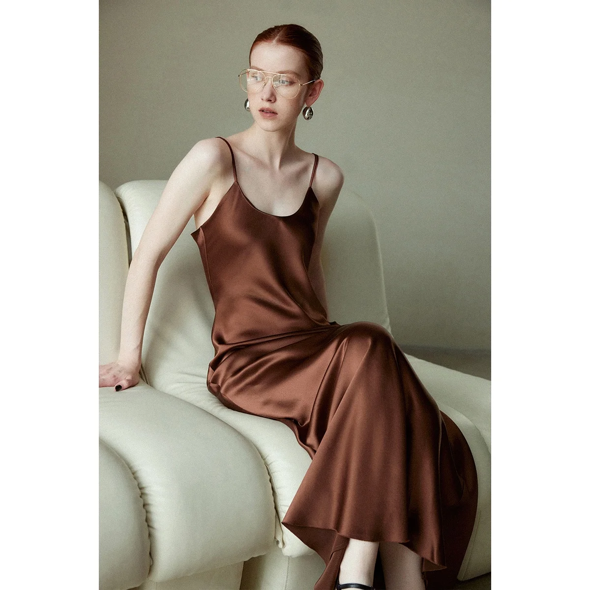 Automne 2025 nouveau Sle femmes Satin acétate v-ne Long Dr lourd fronde Dr brillant coupe asymétrique tenue décontracté