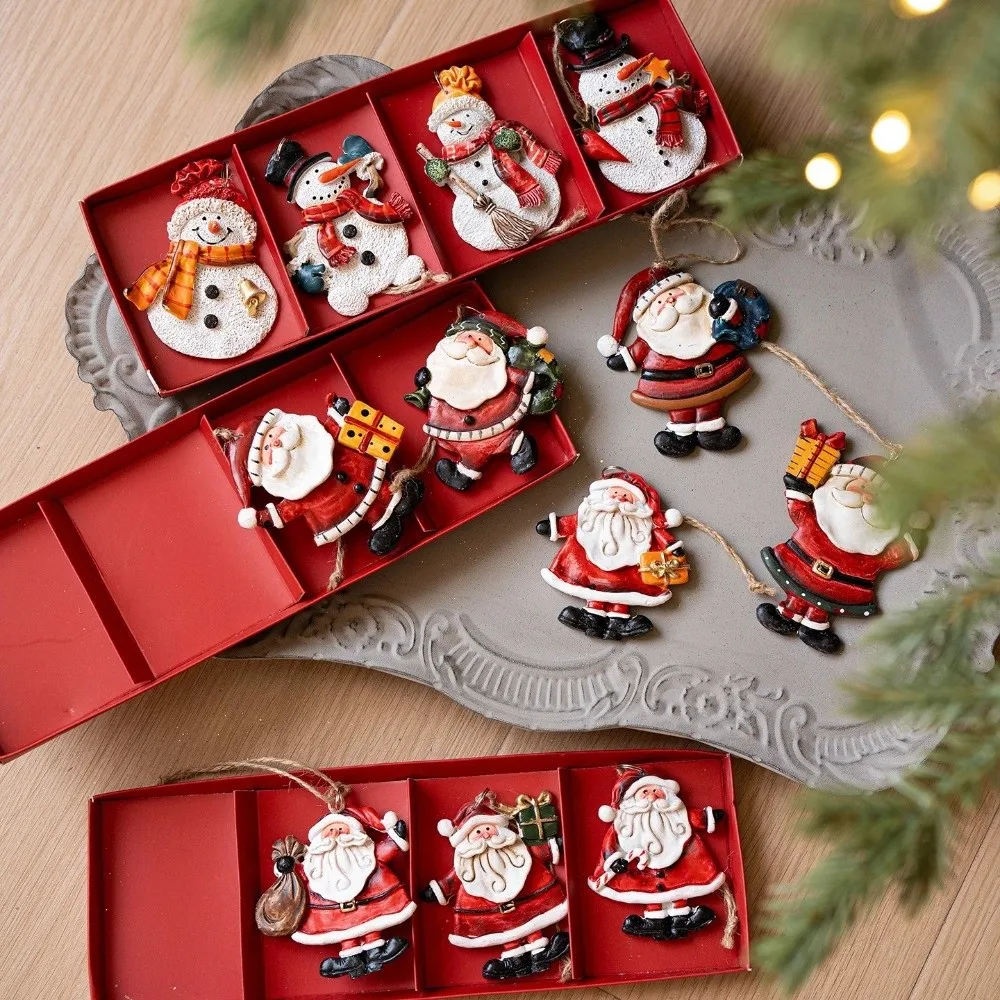 

Cute Cartoon Christmas Hanging Ornaments Resin Handmade Snowman Pendant DIY Craft Christmas Tree Decoration Christmas Tree Decor