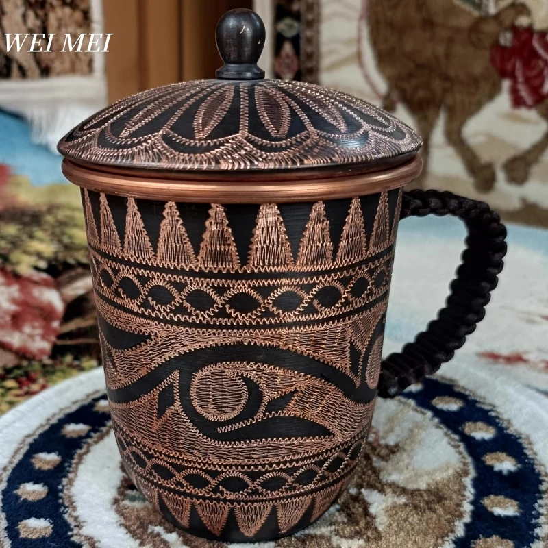 

Винтажная кофейная кружка ручной работы с случайным узором из чистой меди, походная пивная чашка с крышкой 400 мл, уникальная художественная подарочная кружка с резьбой, посуда