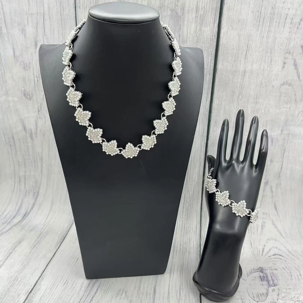 High quality handcrafted club college women\'s gift bracelet necklace set consisting of maple leaf pendants