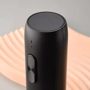 Şarj edilebilir elektrikli Şişe şarap açacağı Seti-otomatik tirbuşon, tıpa, şarap akıtıcı, şarap ve 4'ü 1 arada Elektrikli şarap açacağının 6 büyük satışı-no. 1